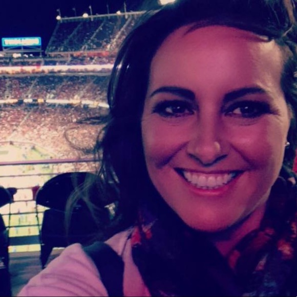 Meet your Posher, Alison - Picture 13 of 15